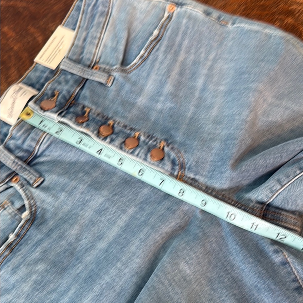 Universal Thread High Rise Blue Jeans with Button Detail - Picture 11 of 13